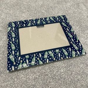 Vineyard vines picture frame